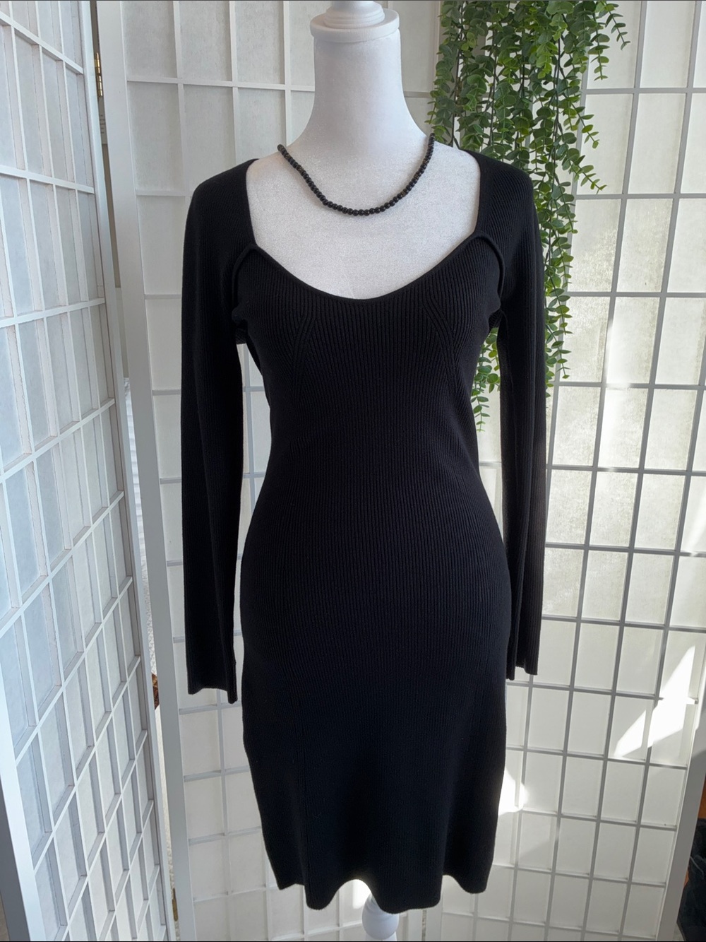 Astr THE LABEL Black Ribbed Knit Long Sleeve Scoop Neck Dress w/ Open Back L